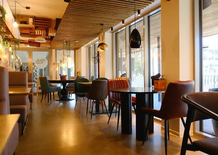 Rannastaadioni Vandrarhem *